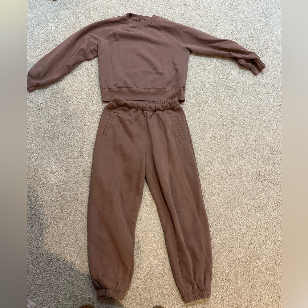 Brown Abercrombie & fitch sweat set size medium